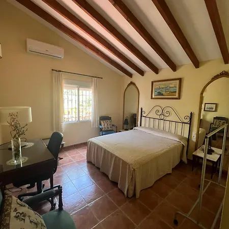 Olivos Villa Malaga